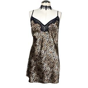 Vtg 2010 Victorias Secret Black Lace Leopard Satin Gothic Slip Dress Lingerie M
